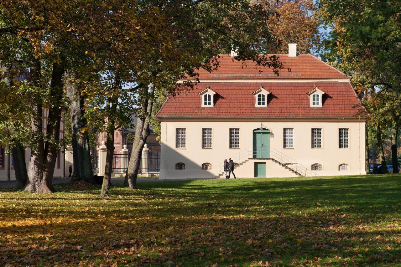 Urlaubsresidenz Marstall Und Kanzlei Im Schlossensemble Luebbenau Exterior photo